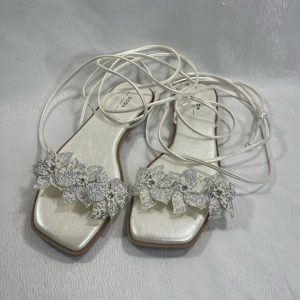 Soda White Sandals with Floral Details NWOT